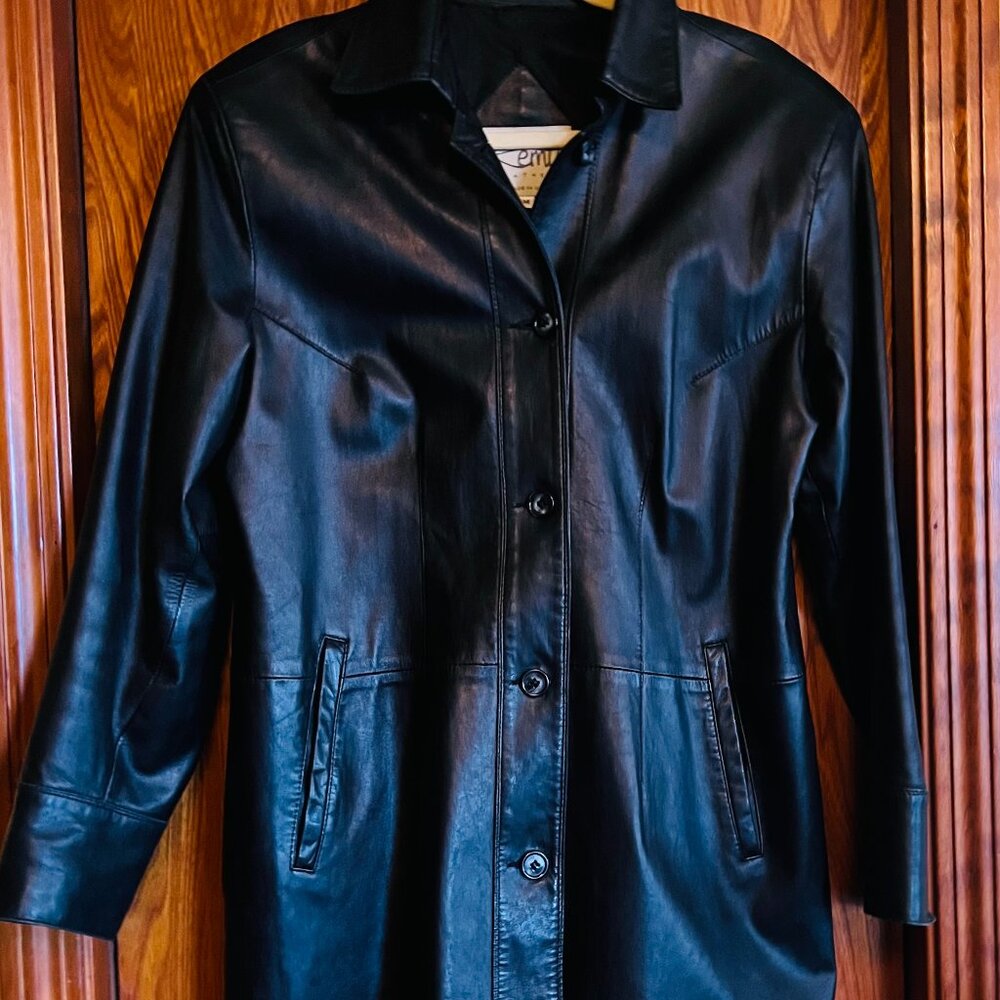 Womens Genuine Black Leather Jacket/Coat